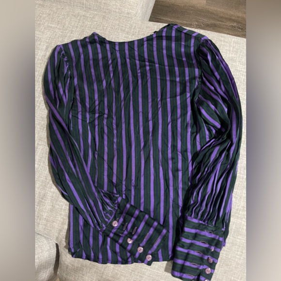 Salvatore Ferragamo blouse - Picture 2 of 6